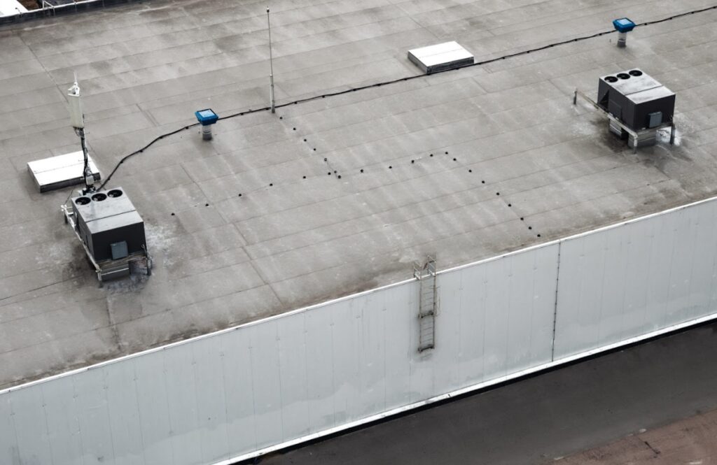 commercial roofing service in Chestermere, AB