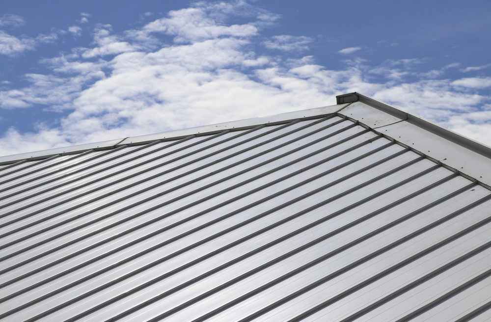 Standing Seam Metal Roofing Expert in Rocky View County